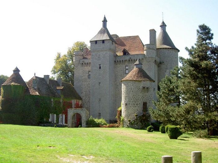 chateau du XVe siècle à quelques minutes de la demeure de louis